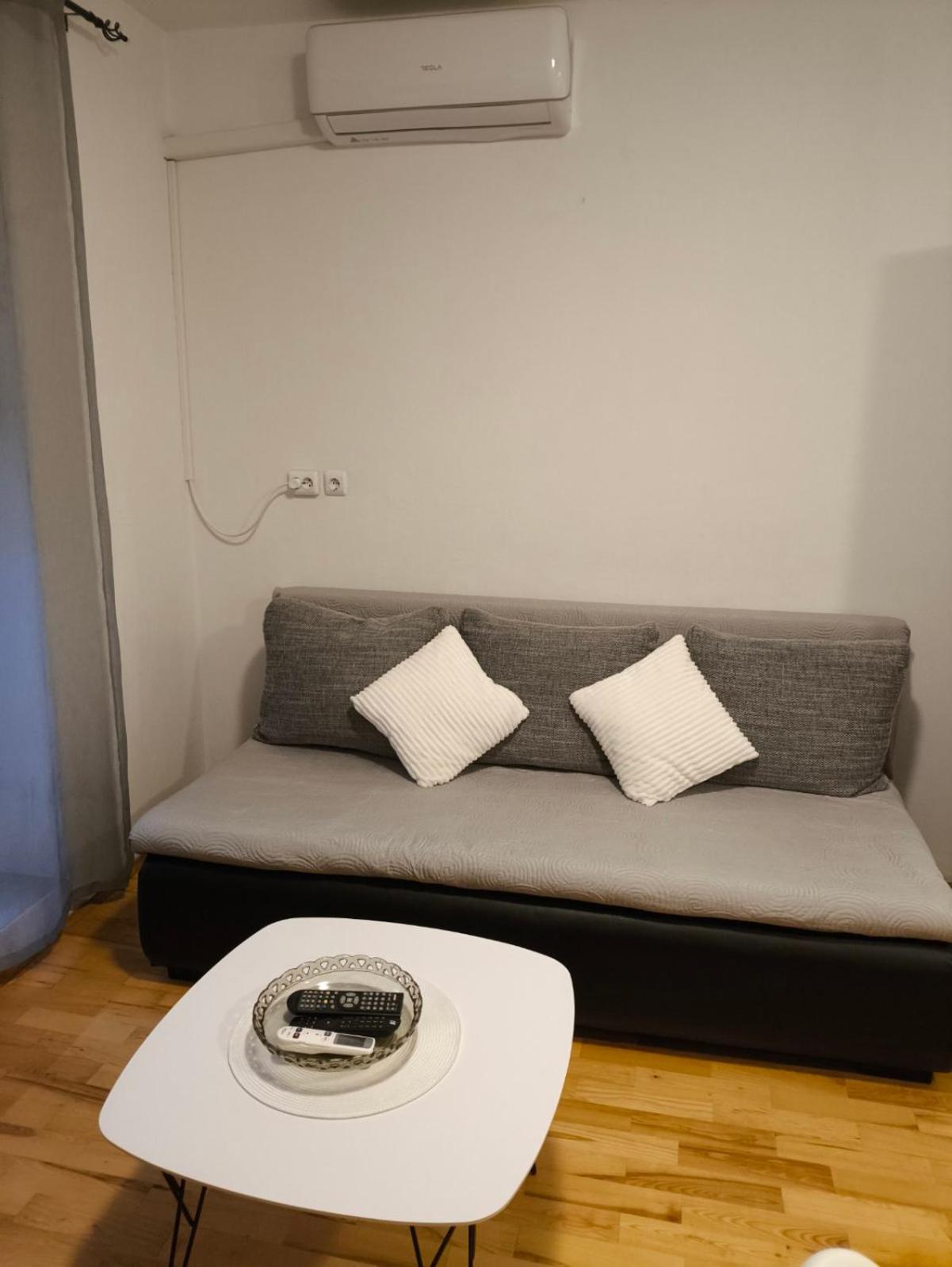 Ferienwohnung Aurora Apartman Zadar Exterior foto